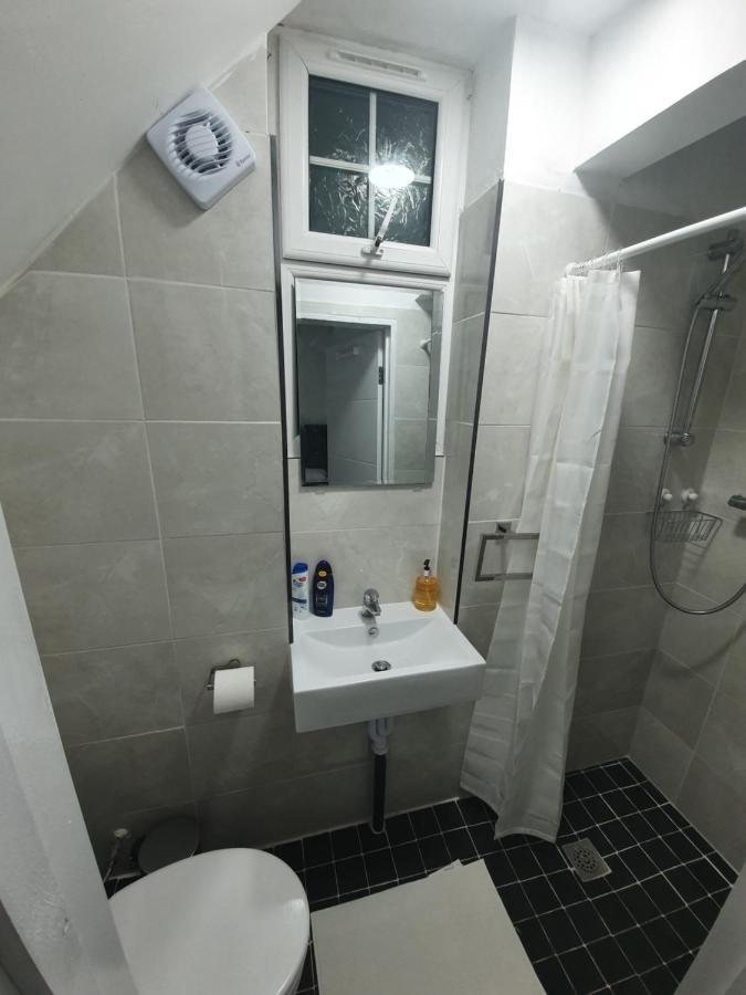Beautiful Rooms Shaw St And Pine St Bury  Exteriör bild