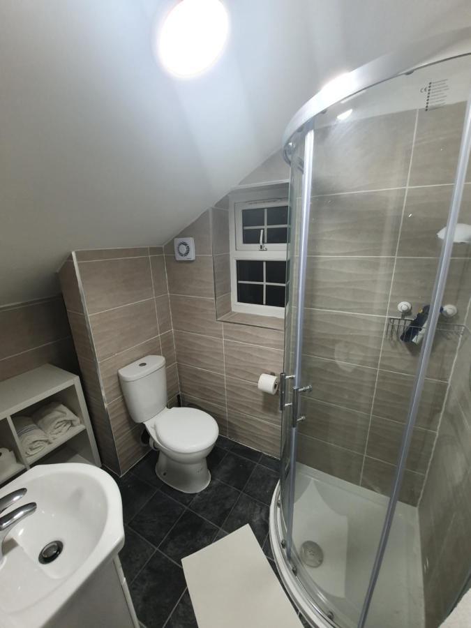 Beautiful Rooms Shaw St And Pine St Bury  Exteriör bild