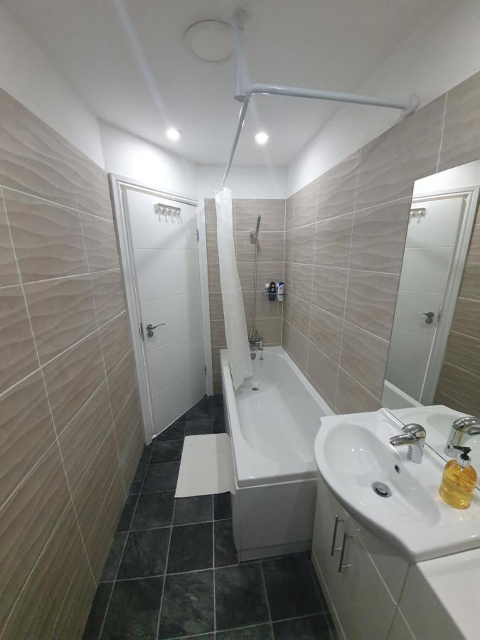 Beautiful Rooms Shaw St And Pine St Bury  Exteriör bild