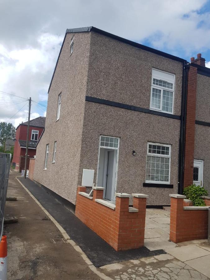 Beautiful Rooms Shaw St And Pine St Bury  Exteriör bild